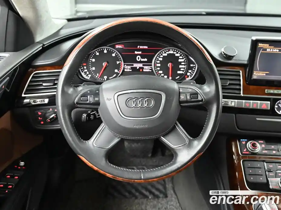 Audi A8 2011 4.2 Автомат в Москве № 497460, фото 13