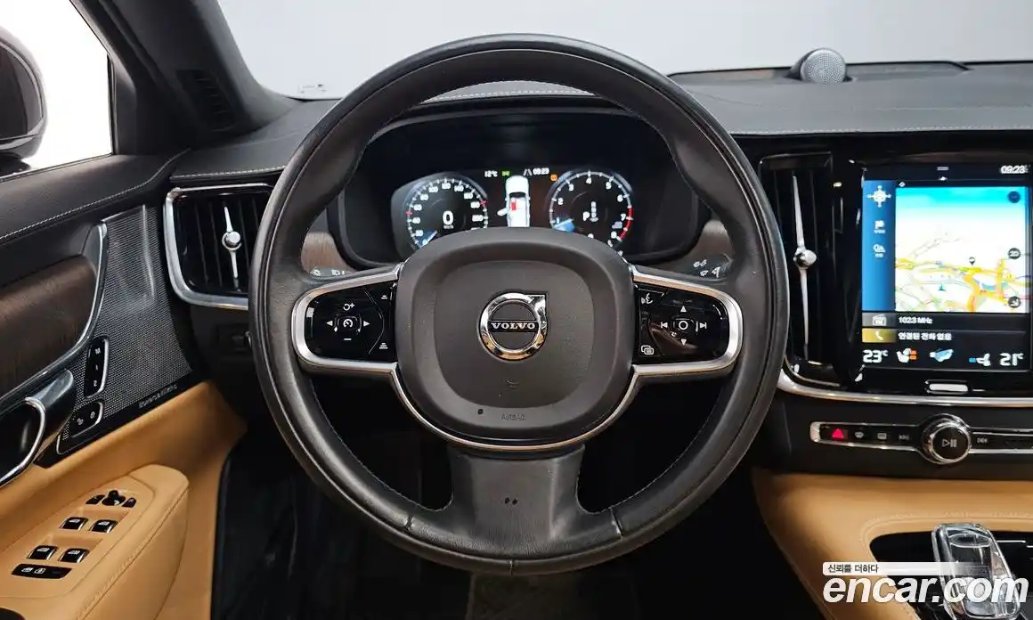 Volvo S90 2021 2.0 Автомат в Москве № 497685, фото 13