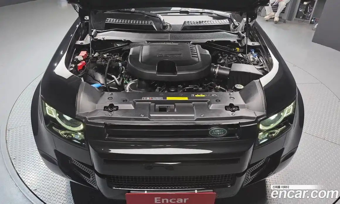 Land Rover Defender 2025 3.0 Автомат в Москве № 498650, фото 6