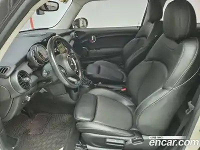 Mini Cooper 2015 1.5 Автомат в Москве № 499329, миниатюра 11