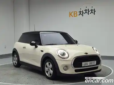 Mini Cooper 2015 1.5 Автомат в Москве № 499329, миниатюра 4