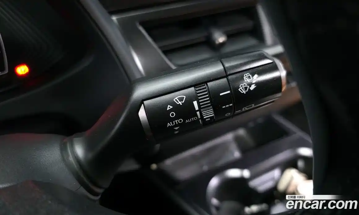 Lexus UX 2024 2.0 Автомат в Москве № 499605, фото 16