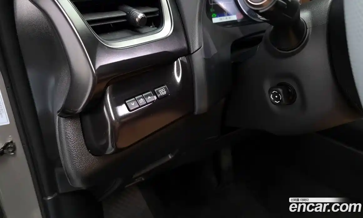 Lexus UX 2024 2.0 Автомат в Москве № 499605, фото 17