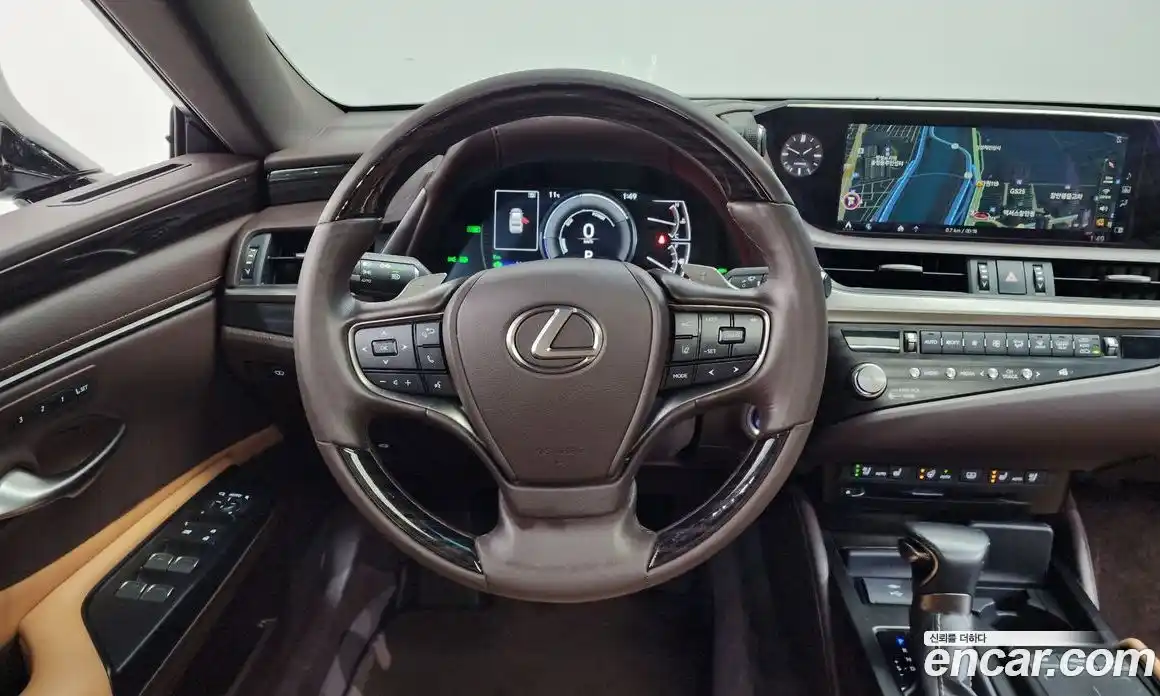 Lexus ES 2021 2.5 Автомат в Москве № 499622, фото 13