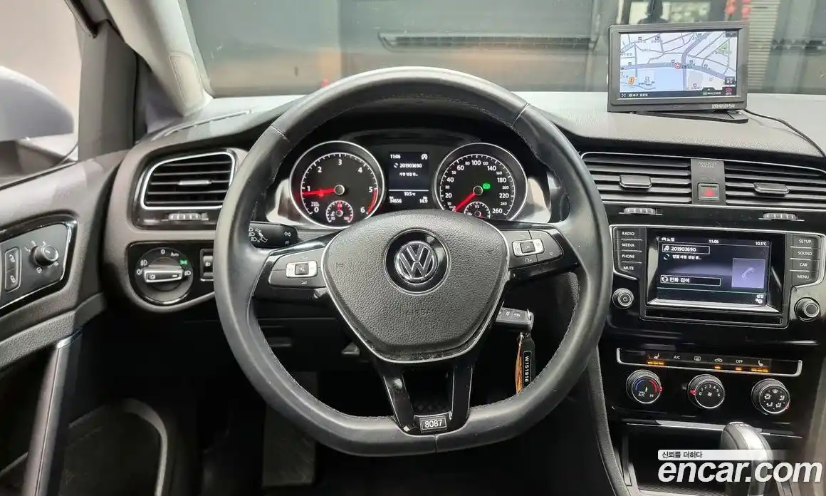 Volkswagen Golf 2013 1.6 Автомат в Москве № 499775, фото 14