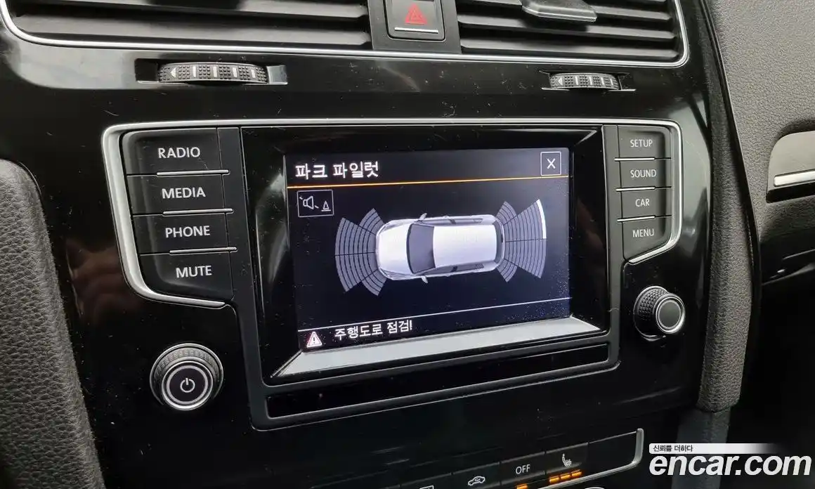 Volkswagen Golf 2013 1.6 Автомат в Москве № 499775, фото 16