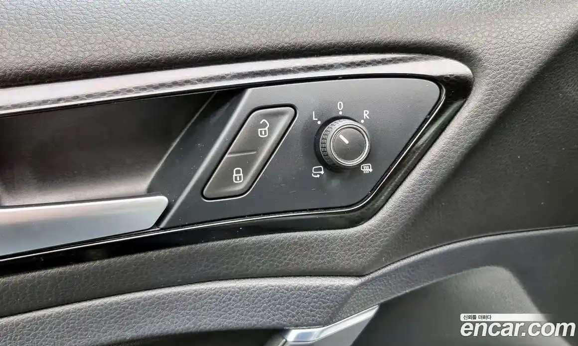 Volkswagen Golf 2013 1.6 Автомат в Москве № 499775, фото 17