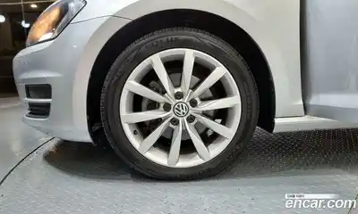 Volkswagen Golf 2013 1.6 Автомат в Москве № 499775, миниатюра 5