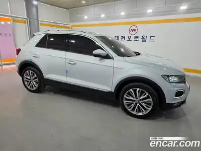 Volkswagen T-Roc 2021 2.0 Автомат в Москве № 499908, миниатюра 6
