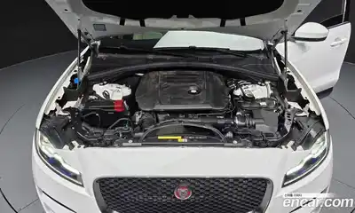 Jaguar F-Pace 2020 2.0 Автомат в Москве № 500177, миниатюра 6