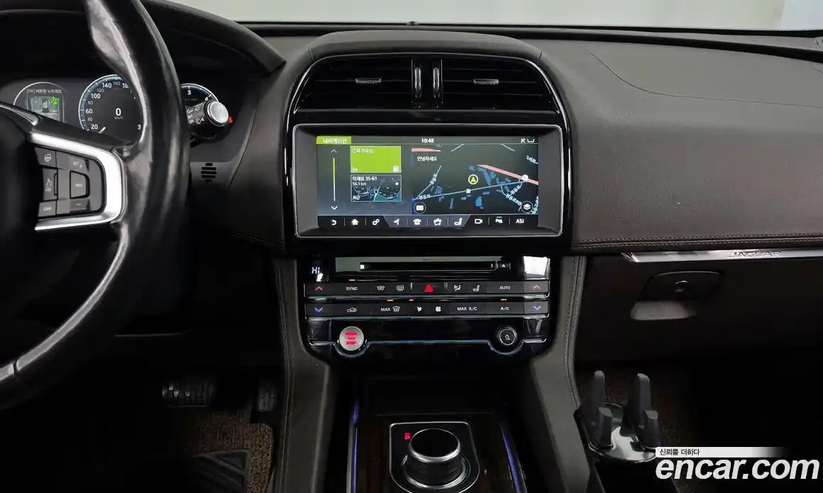 Jaguar F-Pace 2018 2.0 Автомат в Москве № 500241, фото 14