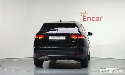 Jaguar F-Pace 2018 2.0 Автомат в Москве № 500241, миниатюра 4