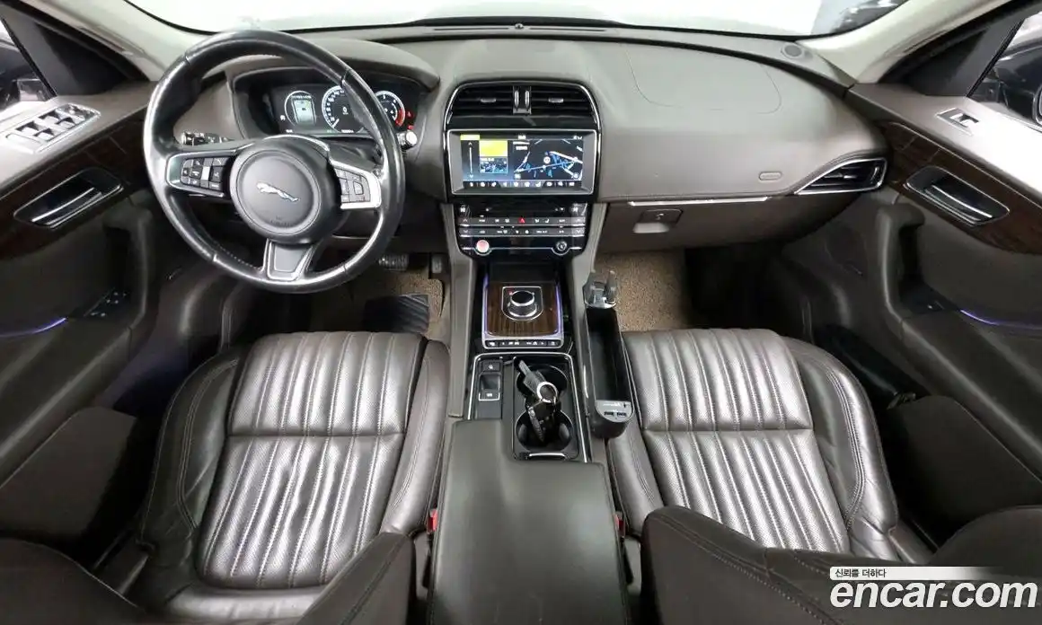 Jaguar F-Pace 2018 2.0 Автомат в Москве № 500241, фото 7