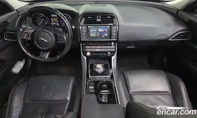 Jaguar XE 2016 2.0 Автомат в Москве № 500296, миниатюра 7