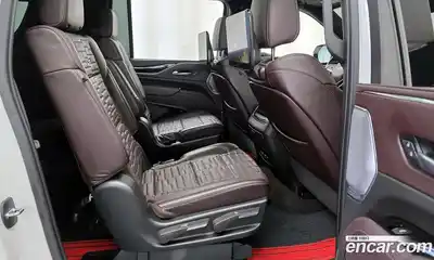 Cadillac Escalade 2023 6.2 Автомат в Москве № 500686, миниатюра 12
