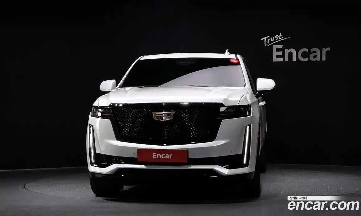 Cadillac Escalade 2023 6.2 Автомат в Москве № 500686, фото 3