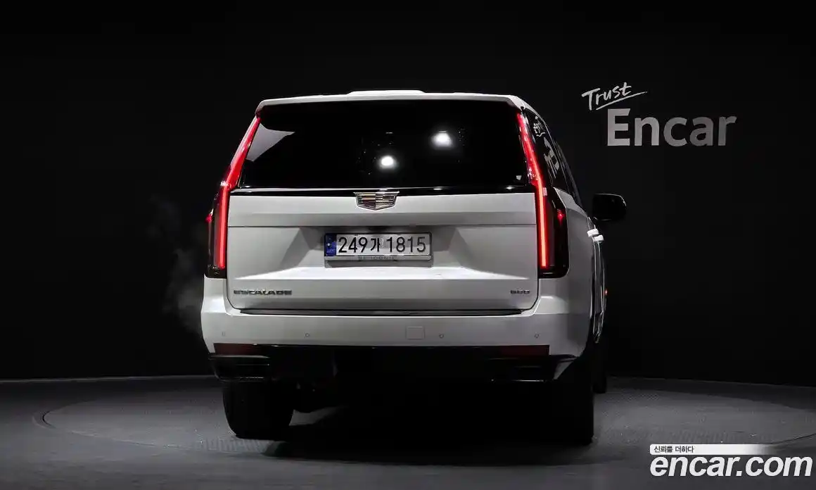 Cadillac Escalade 2023 6.2 Автомат в Москве № 500686, фото 4