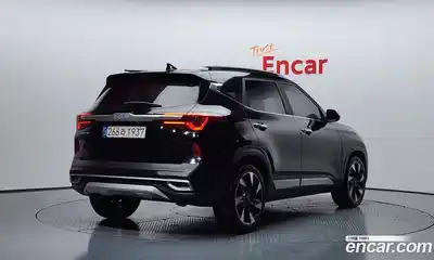 Kia Seltos 2022 1.6 Автомат в Москве № 50886, миниатюра 5