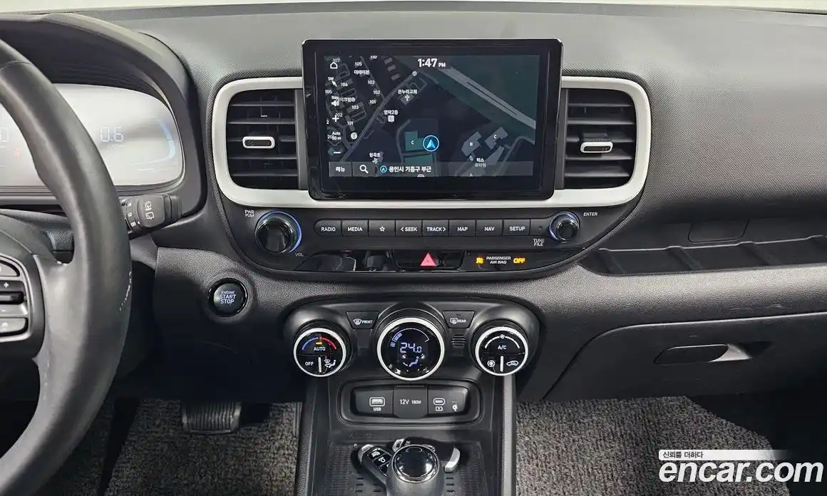 Hyundai Venue 2023 1.6 Автомат в Москве № 517787, фото 15