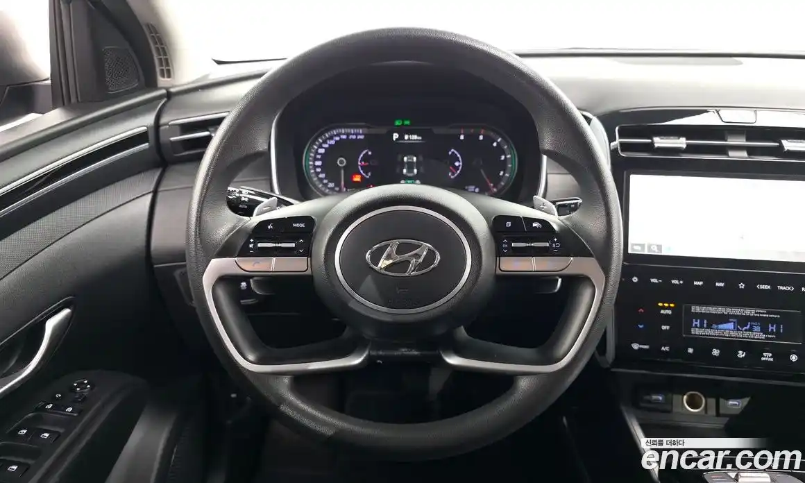 Hyundai Tucson 2023 2.0 Автомат в Москве № 518490, фото 13