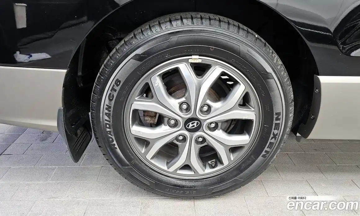 Hyundai Starex 2019 2.5 Автомат в Москве № 518513, фото 5