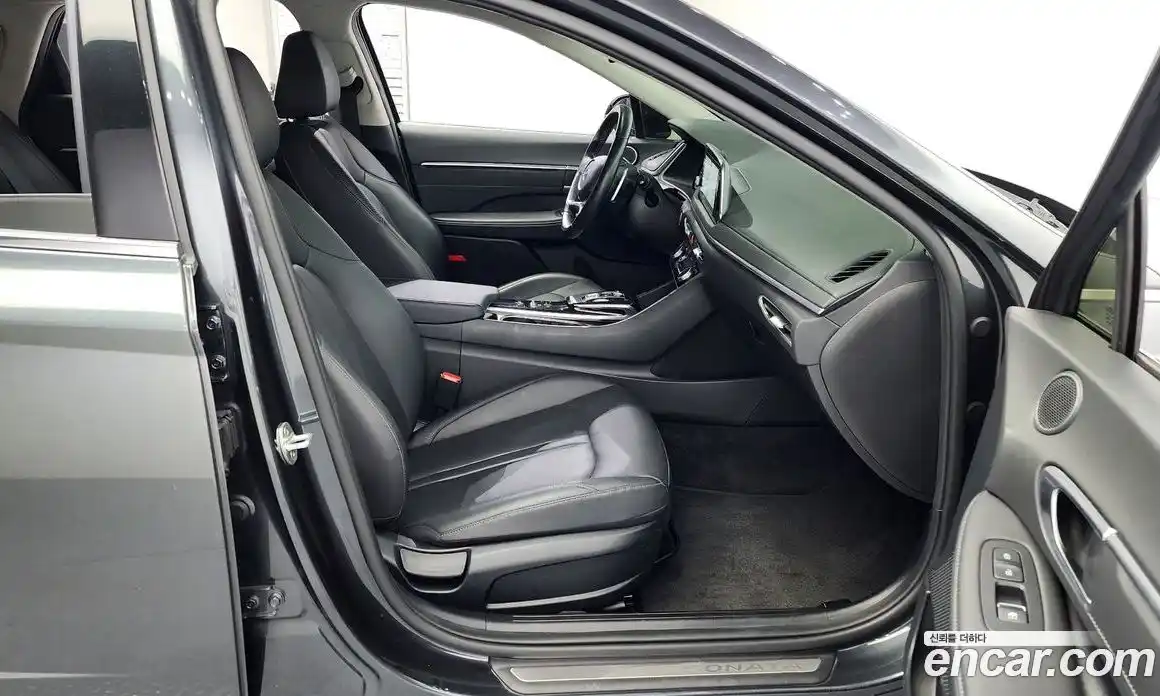 Hyundai Sonata 2022 2.0 Автомат в Москве № 518543, фото 12