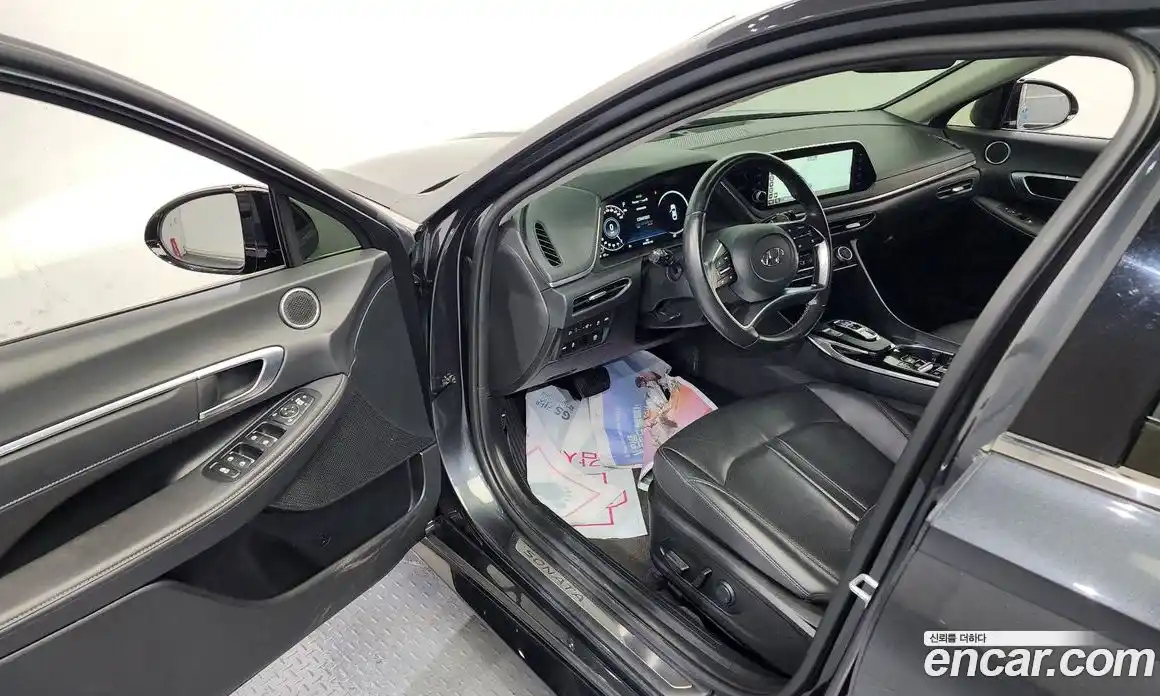 Hyundai Sonata 2022 2.0 Автомат в Москве № 518543, фото 10