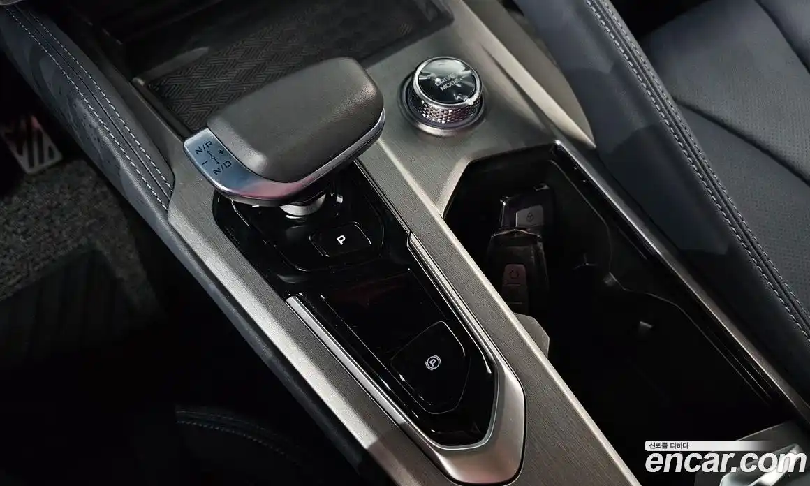 Renault Grand Koleos 2025 1.5 Автомат в Москве № 520320, фото 9