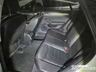 Volkswagen Arteon 2019 2.0 Автомат в Москве № 521461, миниатюра 5