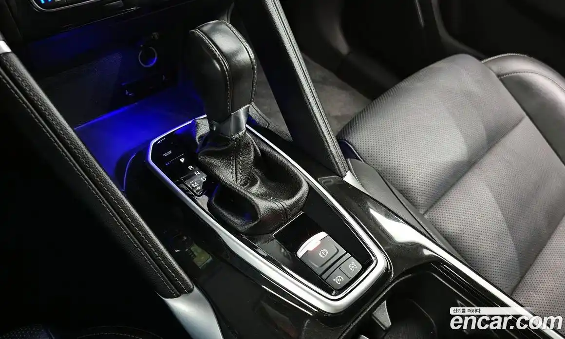 Renault QM6 2022 2.0 Автомат в Москве № 521611, фото 9