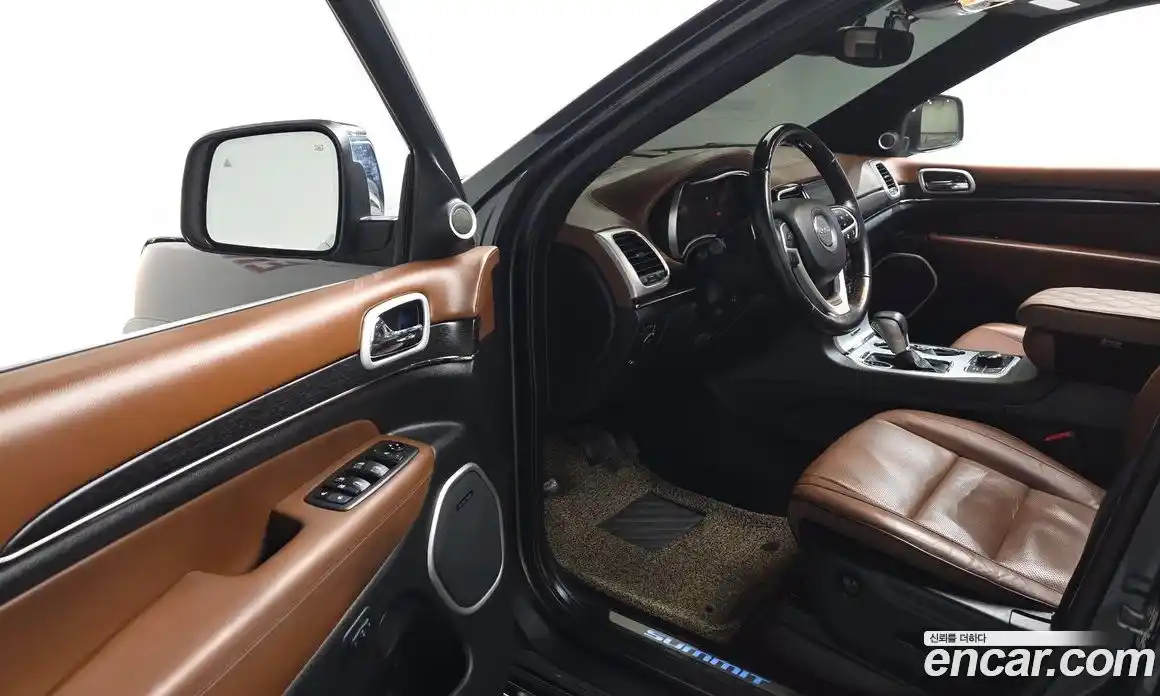 Jeep Cherokee 2021 3.6 Автомат в Москве № 522195, фото 12