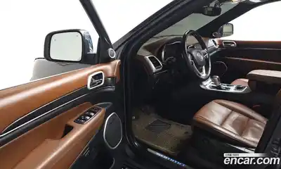 Jeep Cherokee 2021 3.6 Автомат в Москве № 522195, миниатюра 12