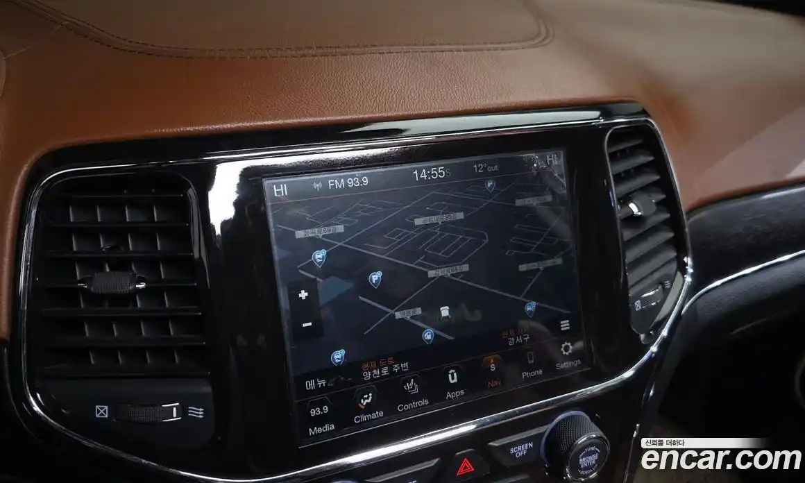 Jeep Cherokee 2021 3.6 Автомат в Москве № 522195, фото 15