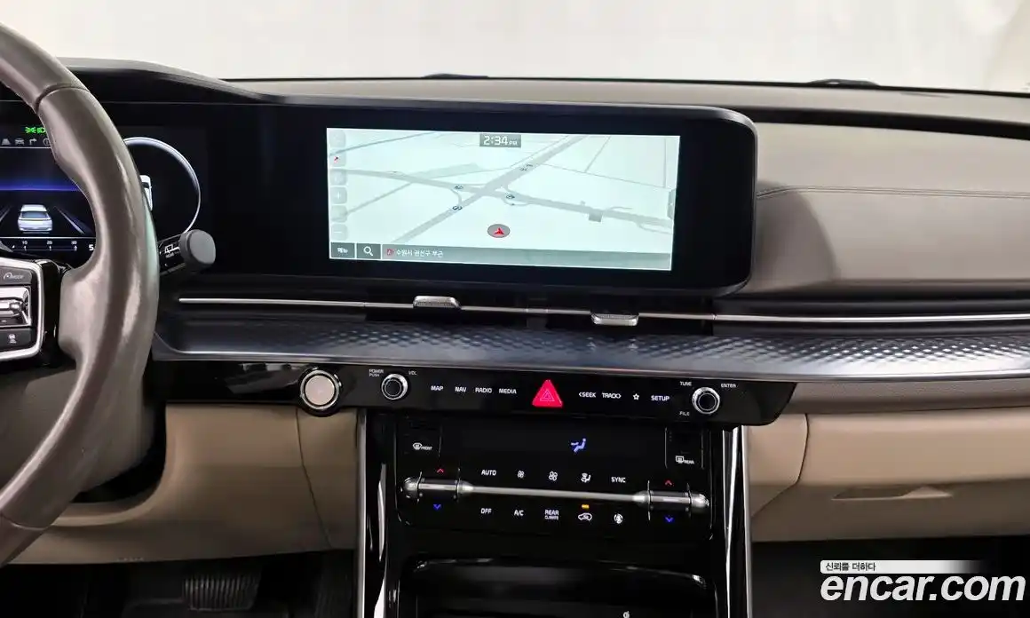 Kia Canival 2023 3.5 Автомат в Москве № 522266, фото 14