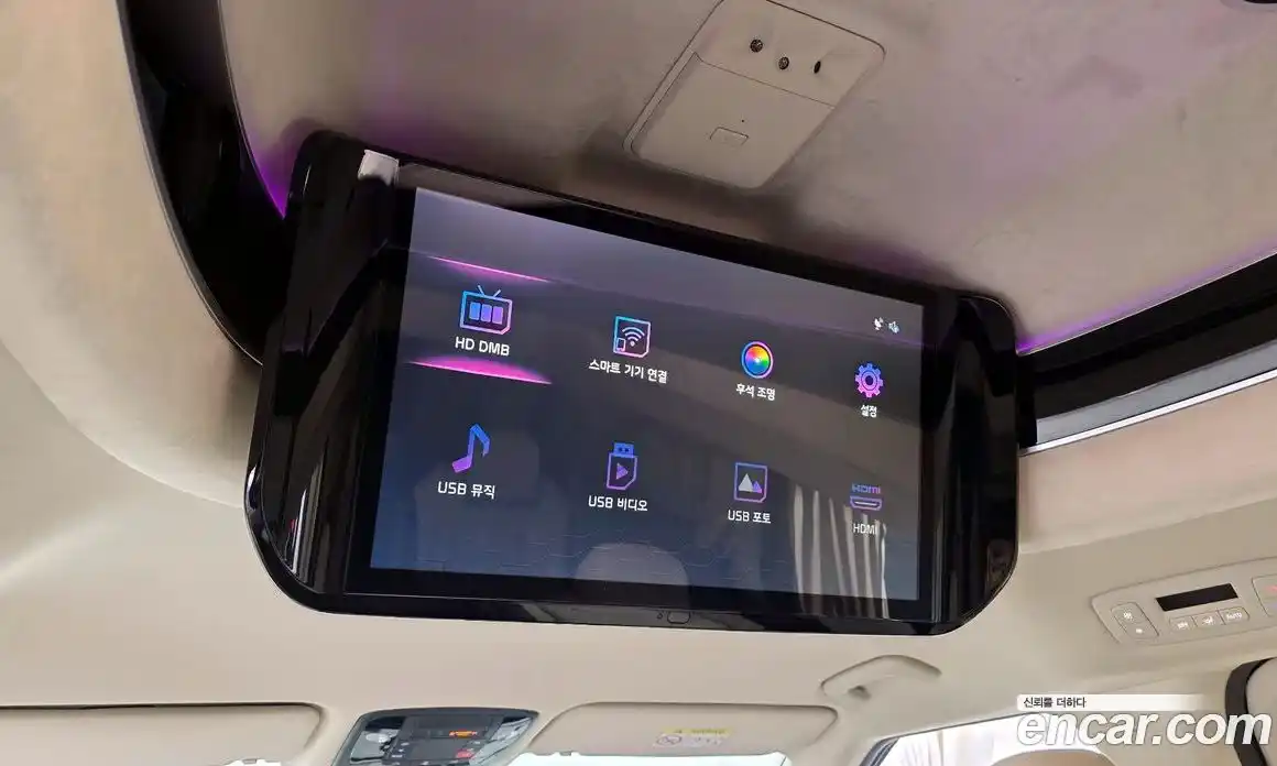 Kia Canival 2023 3.5 Автомат в Москве № 522266, фото 18