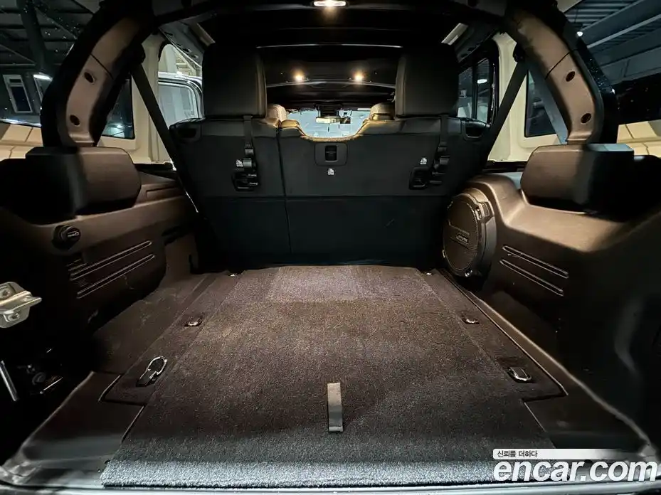 Jeep Wrangler 2024 2.0 Автомат в Москве № 522441, фото 20