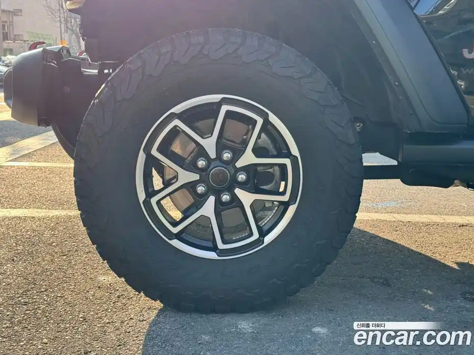 Jeep Wrangler 2024 2.0 Автомат в Москве № 522441, фото 9