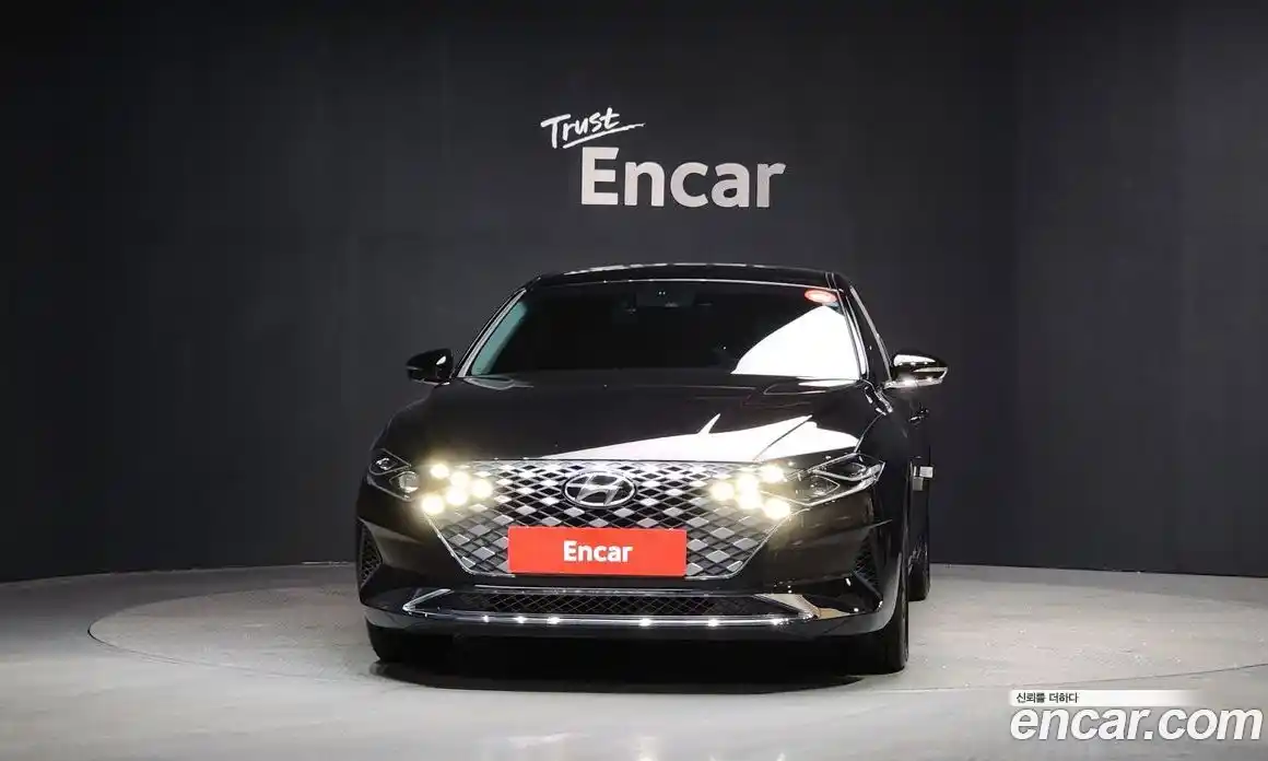 Hyundai Grandeur 2023 2.5 Автомат в Москве № 5234, фото 15