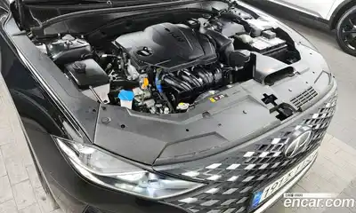 Hyundai Grandeur 2023 2.5 Автомат в Москве № 5234, миниатюра 3