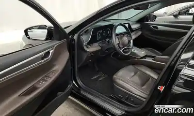 Hyundai Grandeur 2023 2.5 Автомат в Москве № 5234, миниатюра 4