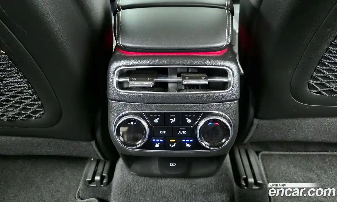 Genesis GV70 2024 0.1 Автомат в Москве № 523509, фото 19