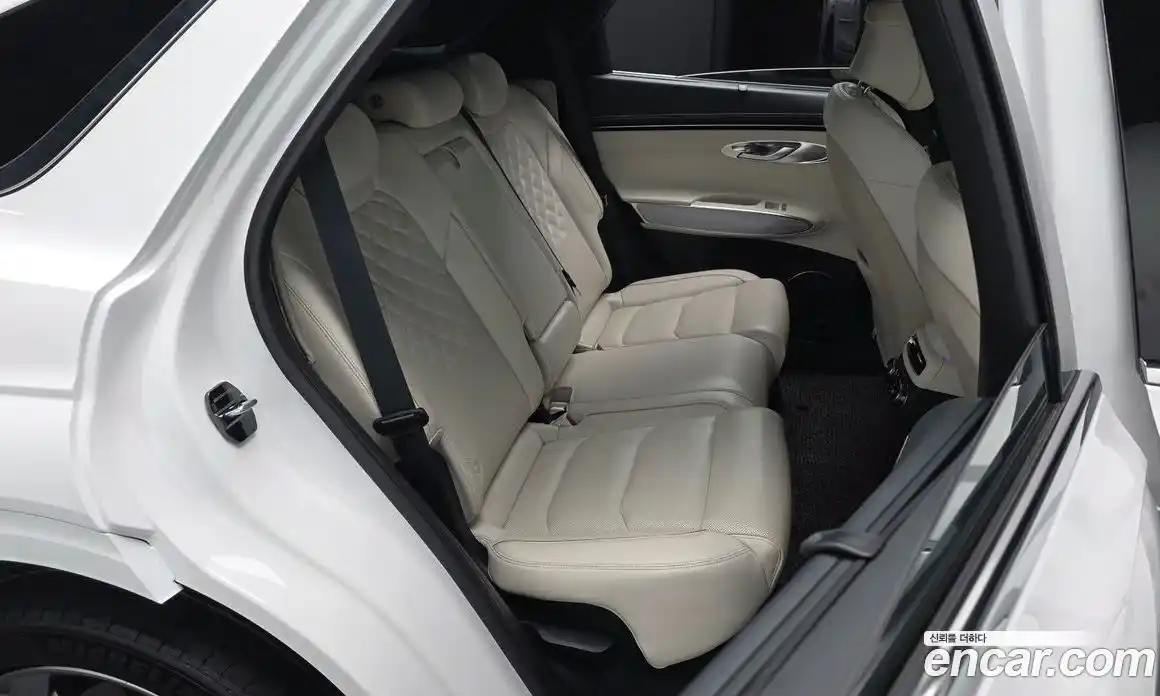 Genesis GV70 2022 0.1 Автомат в Москве № 523828, фото 11