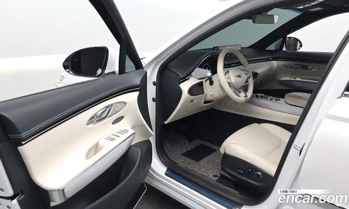 Genesis GV70 2022 0.1 Автомат в Москве № 523828, фото 10