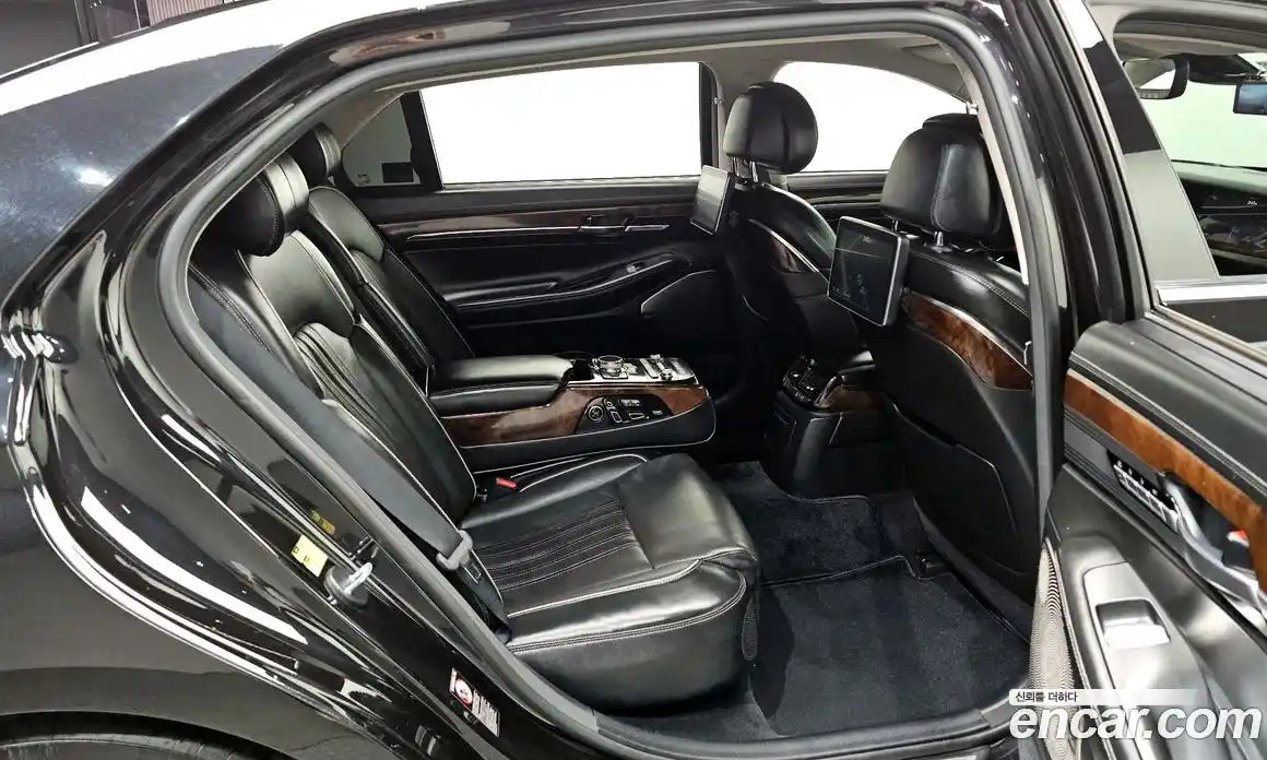 Genesis EQ900 2018 5.0 Автомат в Москве № 524190, фото 12