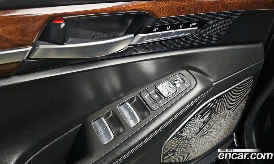 Genesis EQ900 2018 5.0 Автомат в Москве № 524190, фото 20