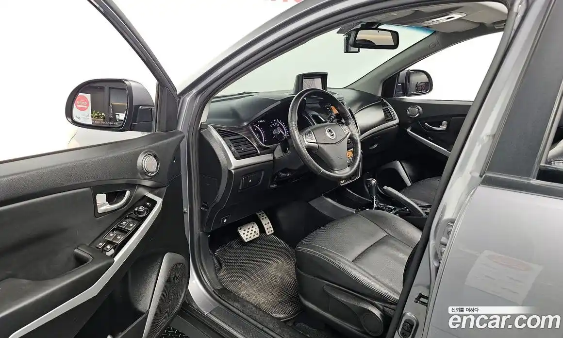 SsangYong Korando 2014 2.0 Автомат в Москве № 526850, фото 11