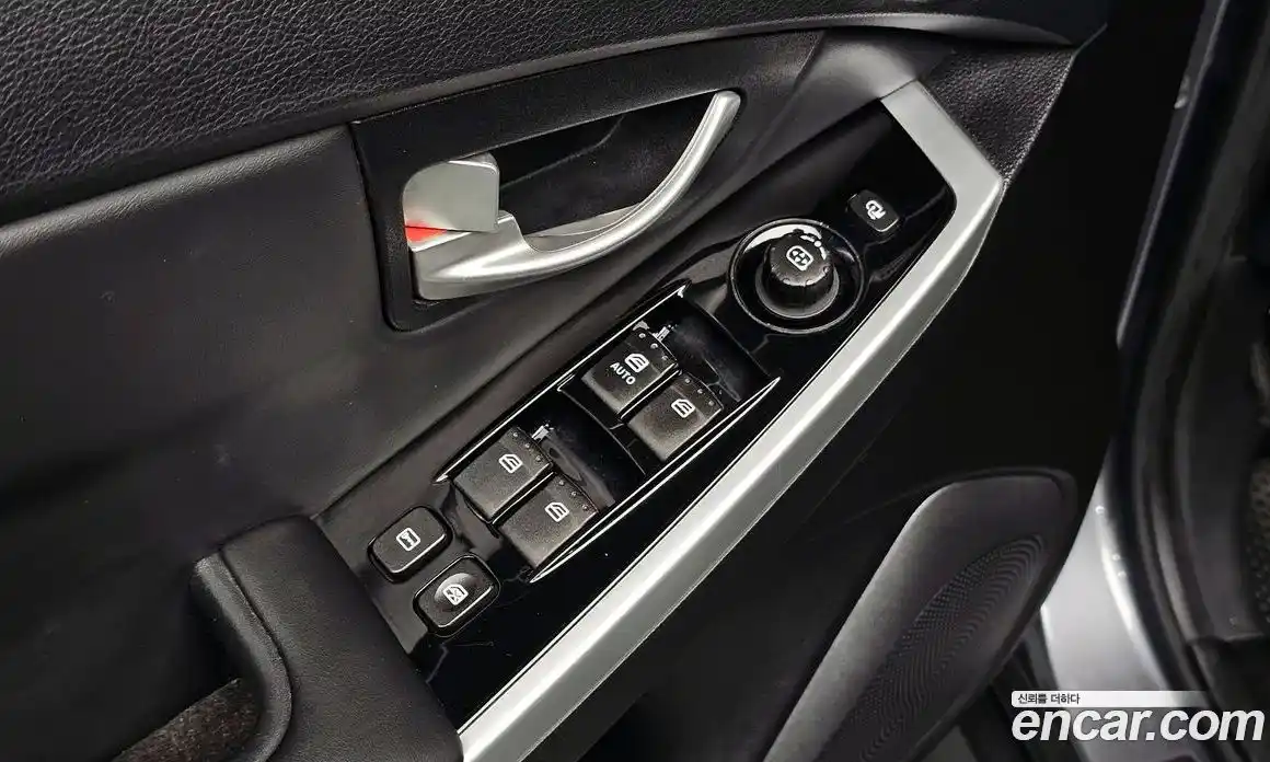 SsangYong Korando 2014 2.0 Автомат в Москве № 526850, фото 19