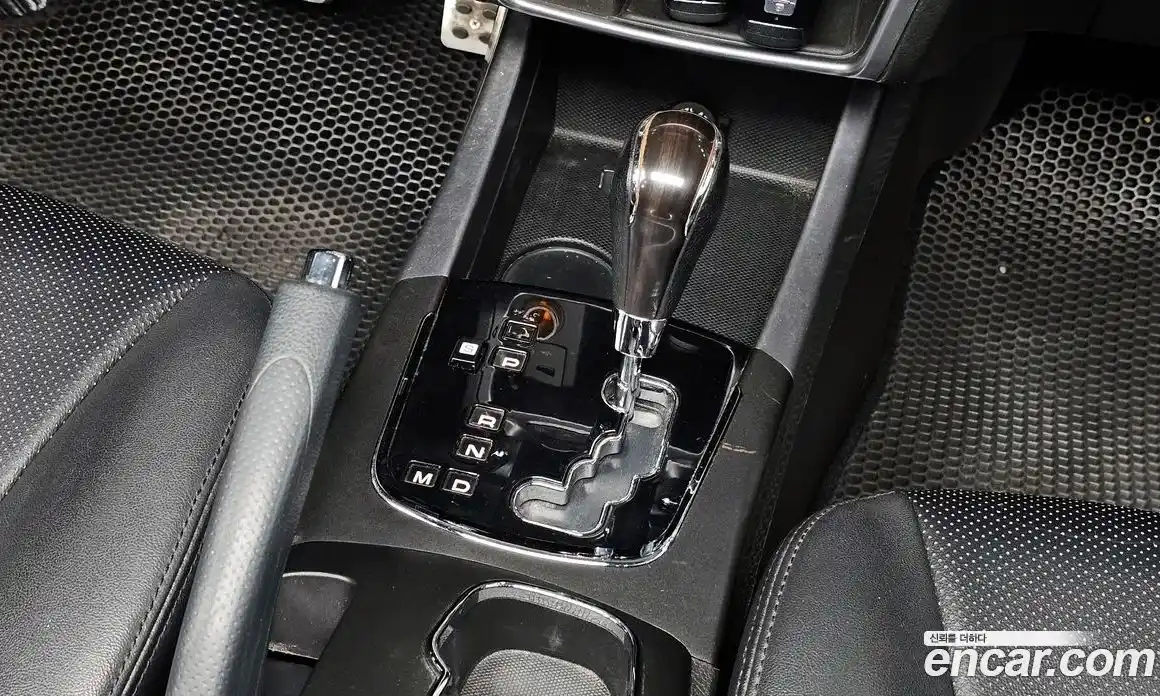 SsangYong Korando 2014 2.0 Автомат в Москве № 526850, фото 9