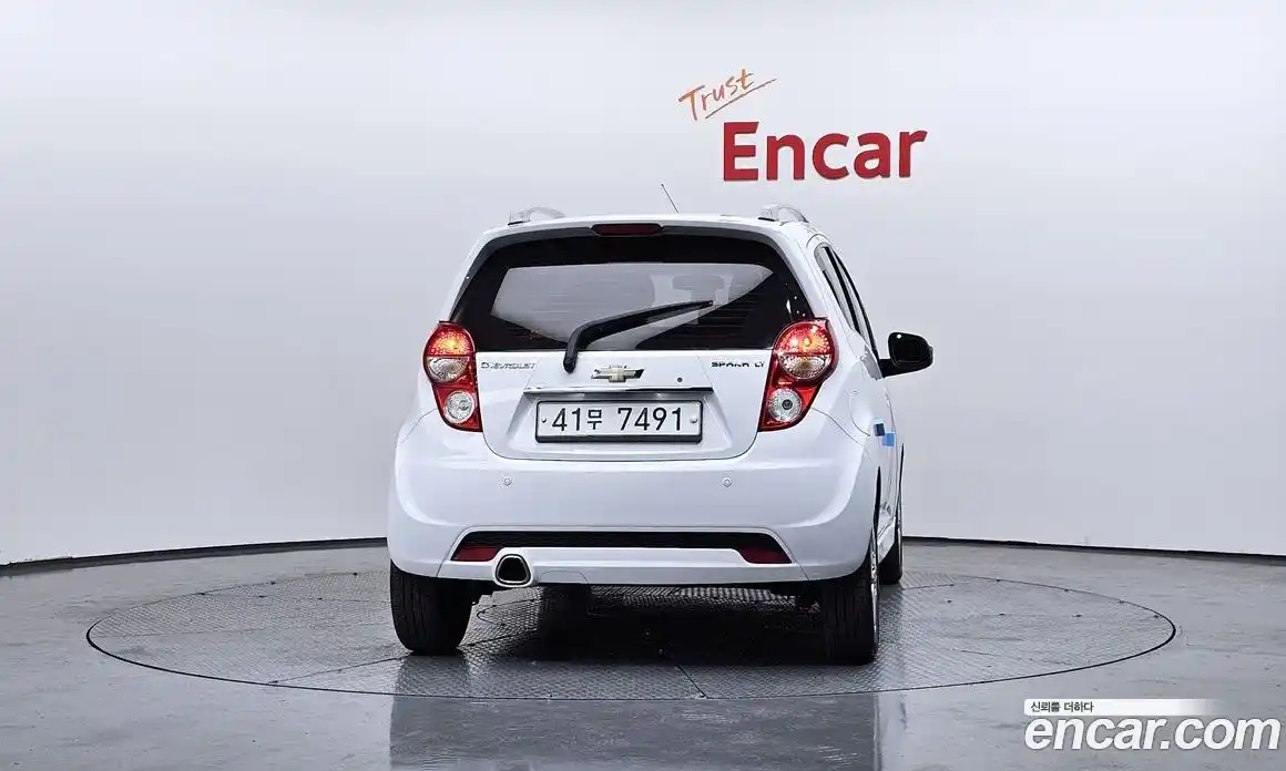 Chevrolet Spark 2015 1.0 Автомат в Москве № 528422, фото 4