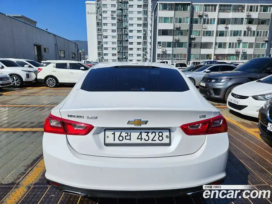 Chevrolet Malibu 2017 2.0 Автомат в Москве № 528896, фото 5